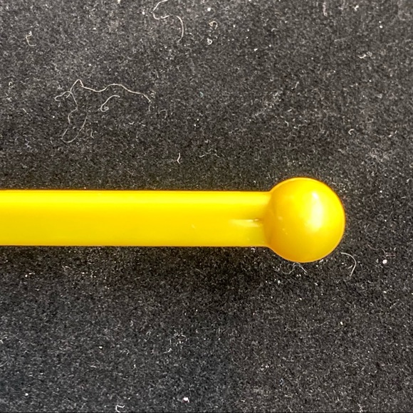 Lot of 2 Vintage Shangri-La Hotel Swizzle Sticks/Cocktail Stirrers - Picture 6 of 10